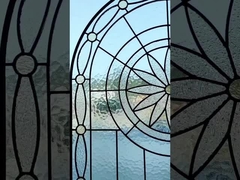 Kirchenglas Kreisfenster Traditionelles Glasfenster