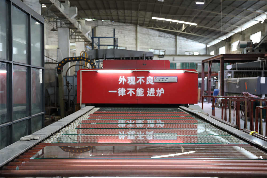 foshan nanhai ruixin glass co., ltd Produktionslinie des Herstellers
